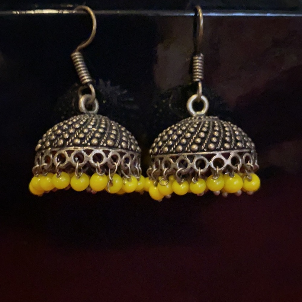 Light weight Silver Indian Jhumka